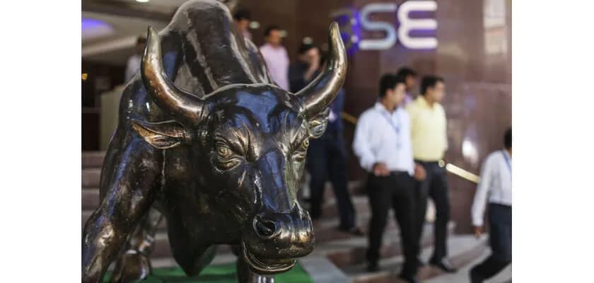 Five Giant Equity Funds That Have Crossed the AUM of Rs. 15,000 Crore